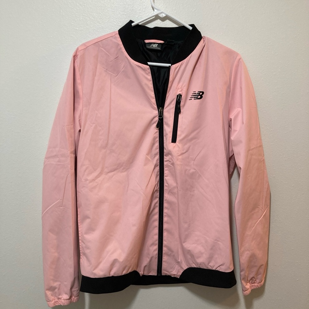 New Balance Windbreaker Pink & Black Trim Woman’s Size Large